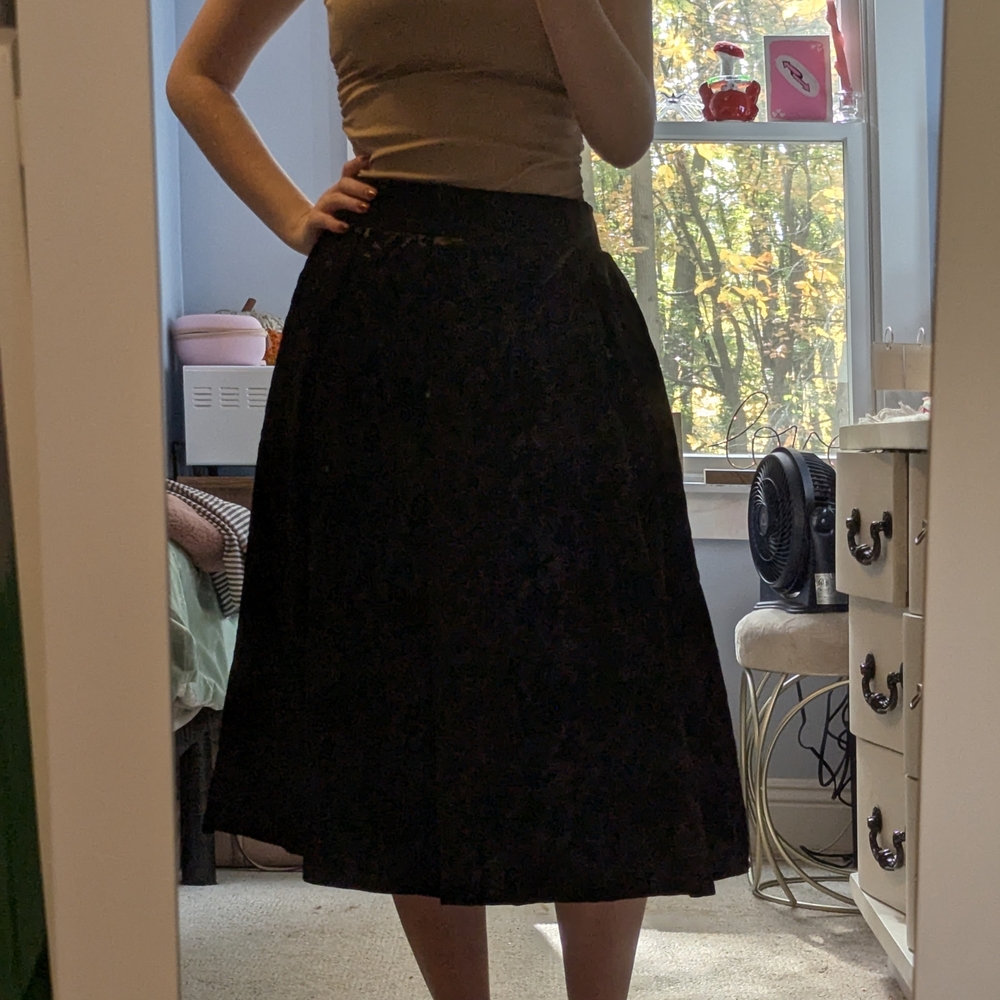 Her Destiny -Velvet Floral Design Skirt